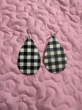 Black & White Gingham Teardrop Earrings